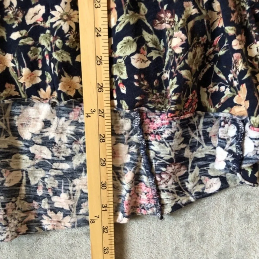 Cato Floral‎ Blouse Size 14/16W Round Neck Casual Everyday